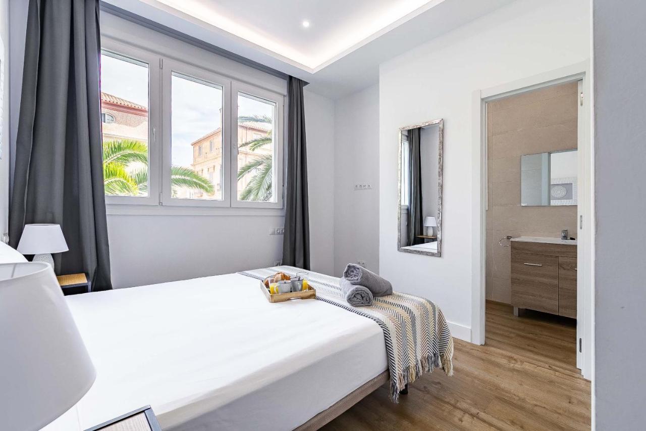 Soho Deluxe Center Apartment Malaga Luaran gambar